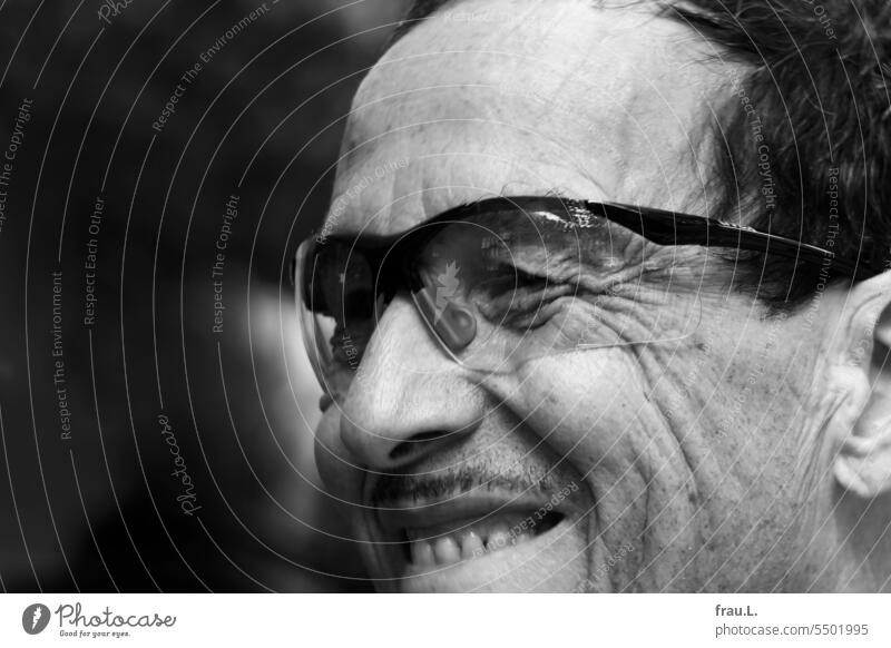 joy Eyeglasses Old kind portrait Facial hair Face Man Laughter Saftey goggles Bicycle goggles Good mood Amused Smiling