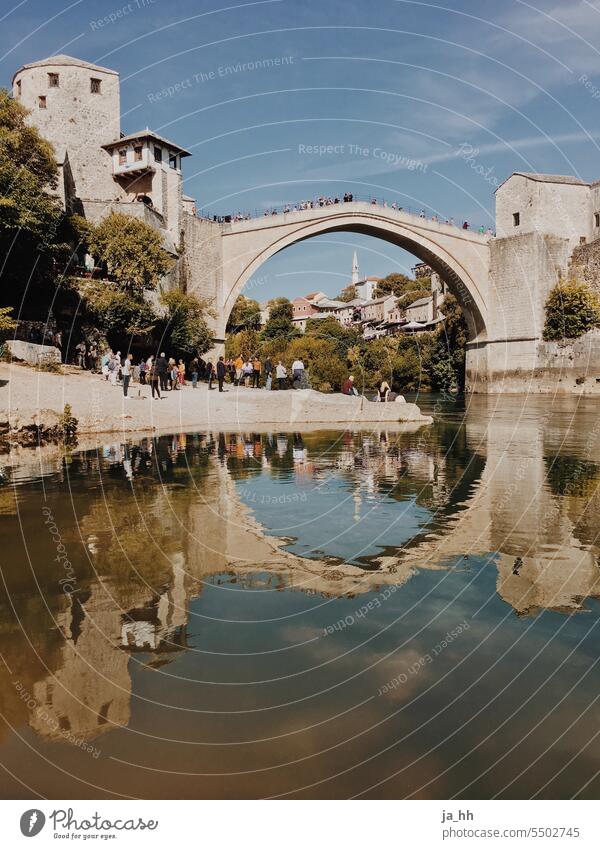 Bridge in the old town of Mostar II Bridges River Blue Water Bosnia Bosnia-Herzegovina travel voyager Travel photography Tourism Tourist Tourist Attraction