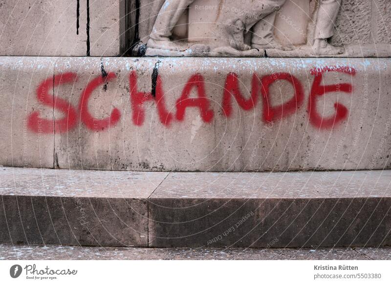 shame Shame Disgrace impeachment protest lettering Lettering Graffiti Red Monument Pedestal Cancel Culture Labeled Smeared