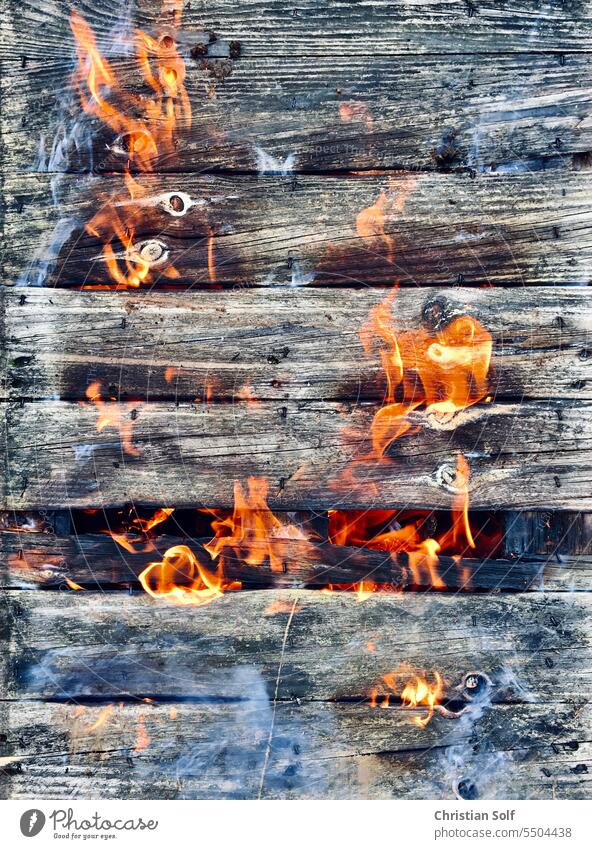Fire Flames Burning Wood Pallet Blaze Hot Wooden boards pallet Smoke ardor Dangerous Fireplace blaze cauterizing Fire prevention Fire hazard Orange Blue