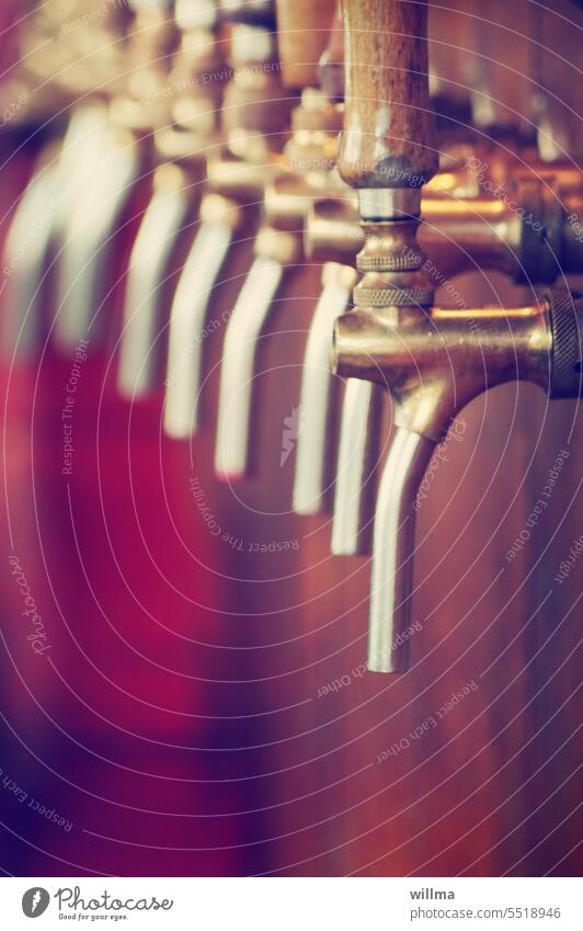 The tap. Barrel posture, not freewheeling. Spigot Tap Beer tap Gastronomy Alcoholic drinks Oktoberfest Mulled wine