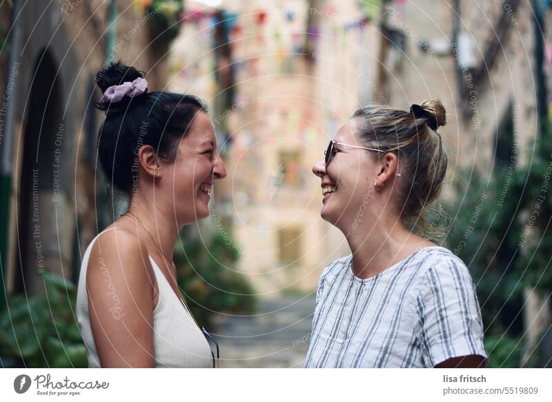 GIRLFRIENDS - LAUGH - HAPPY girlfriends Friendship Laughter Together in common cheerful Joy Happy Happiness Smiling Woman Summer muck about Cheerful fun look