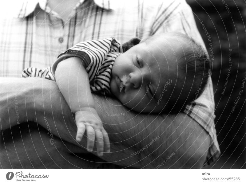 Feeling save 1 Baby Portrait photograph Sleep Safety Calm Boy (child) Peace Black & white photo Man