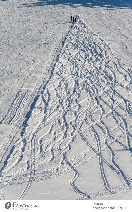 dodger Snow track Tracks Ski run Skiing Winter sports White Nature Winter vacation Vacation & Travel Bird's-eye view Shadow Cold Snowscape Leisure and hobbies