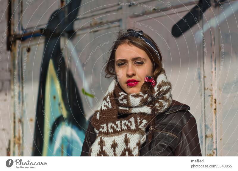 Girl picture IV/ PC meeting Hamburg 03/2015 Young woman skeptical look Hair Tear red lips Piercing bandana graffiti