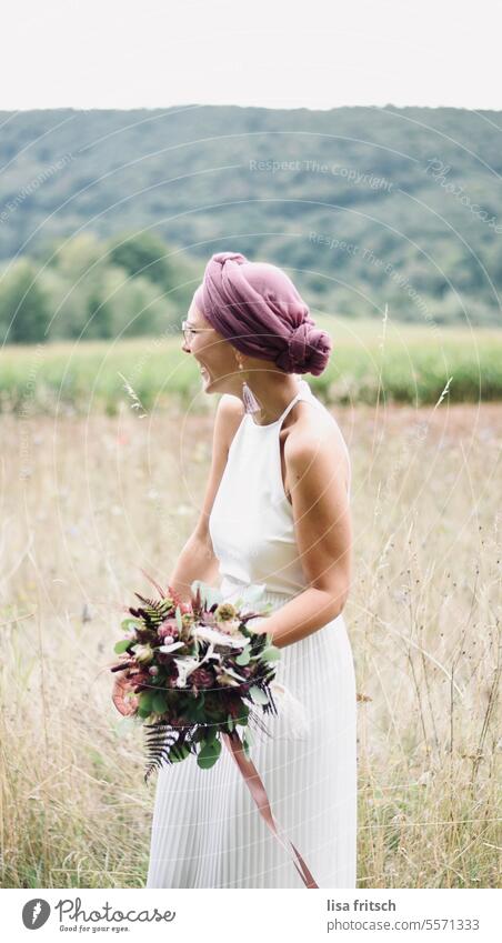 BRIDE - LAUGHTER - NATURE Bride Wedding dress Bouquet Looking away Laughter Nature Field Slim pretty Esthetic naturally Happy fortunate Feasts & Celebrations