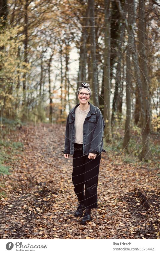FOREST WALK - NATURE - HAPPY Woman 25 to 30 years Eyeglasses naturally Joy Hipster Hip & trendy Headscarf fortunate Contentment Forest Autumn Autumnal