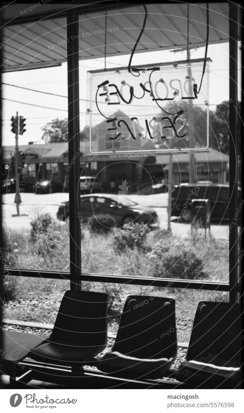 View from the laundromat USA Americas Town Tourism Architecture Building black-and-white Black & white photo Vintage style Vintage camera Medium format 6x9