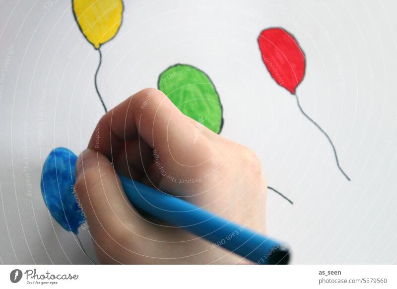 balloons Painting (action, artwork) Felt-tipped pen Hand variegated Infancy Blue Green Red Yellow Creativity Draw Art Leisure and hobbies Multicoloured Colour