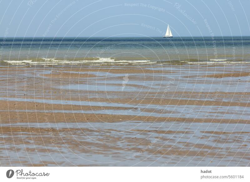 North Sea Ocean sailing boat motor boat leisure coastal water waves sports beach