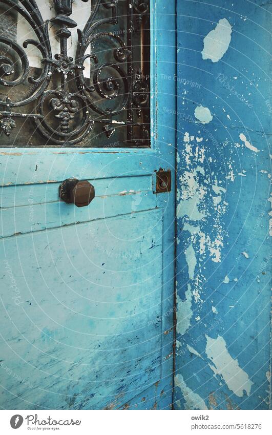entree door Blue Wall (building) Building House (Residential Structure) Deserted Pattern Detail Exterior shot Colour photo Shabby Decline Turquoise Trashy