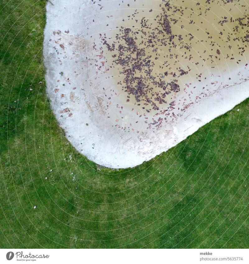 Rounds on the golf course Sports Golf Golf course Dugout Sand Playing field plan UAV view Sporting grounds Ball sports Hollow Leisure and hobbies competition