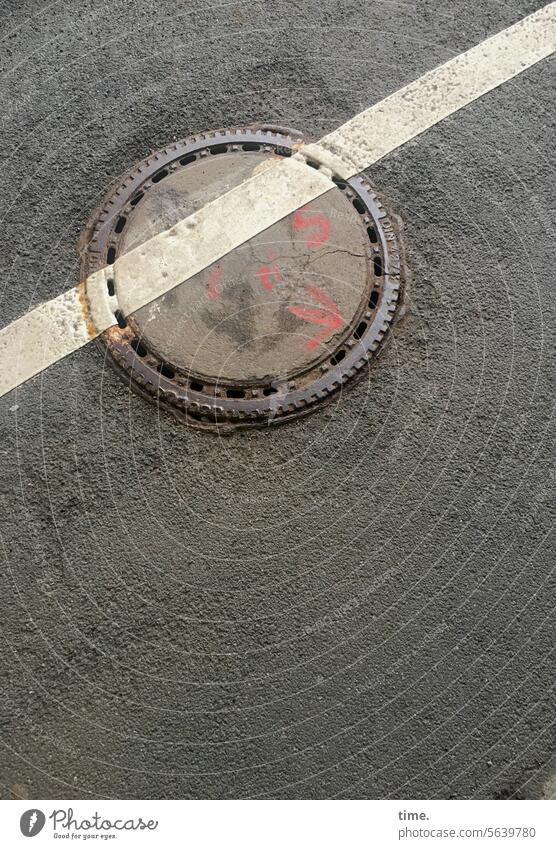 Line over cover manhole cover Asphalt off Colour Maring Round White Dirty Trashy colour stains Effluent Disposal locked too Architecture Construction