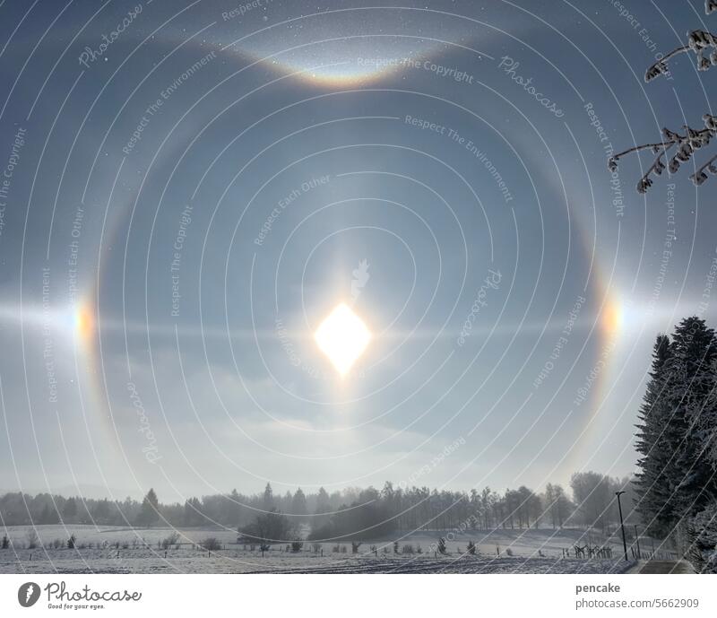 sound painting | what a halo! Halo 46 degree halo Weather Weather phenomenon Sun Ring Light Light (Natural Phenomenon) Sky Nature Illuminate Sunbeam Winter