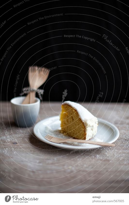 cute Cake Dessert Candy Nutrition Slow food Finger food Delicious Sweet Piece of gateau Rich in calories Colour photo Interior shot Studio shot Deserted