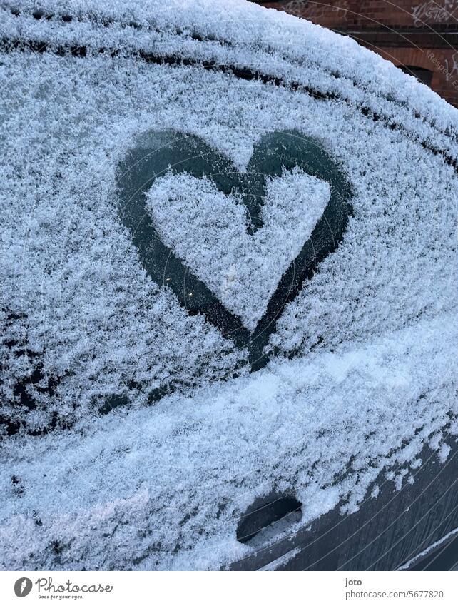 Heart painted on snow Snow Winter Cold cold season cold temperature icy cold Joie de vivre (Vitality) zest for life Freedom get married chill White winter