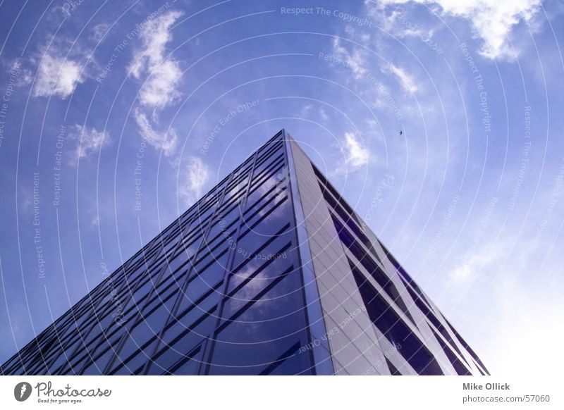 skyedge Clouds Reflection House (Residential Structure) Worm's-eye view Triangle Window Sky Glas facade Steel Glass building Blue Corner Architecture