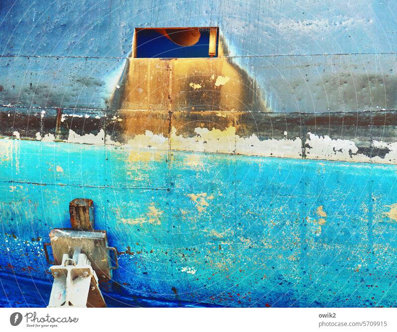 wreck Sailboat Yacht ship's side boat wall Ship's side Metal Trashy Maritime Old Rust Sailing ship Navigation Colour photo Robust Bow Multicoloured Detail