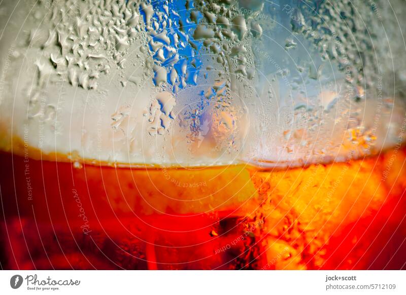 Aperol Spritz in detail Detail Alcoholic drinks Glass Beverage Mixed drink Cold Ice cube Refreshment Cold drink Drops of water Misted up Lifestyle Condensation
