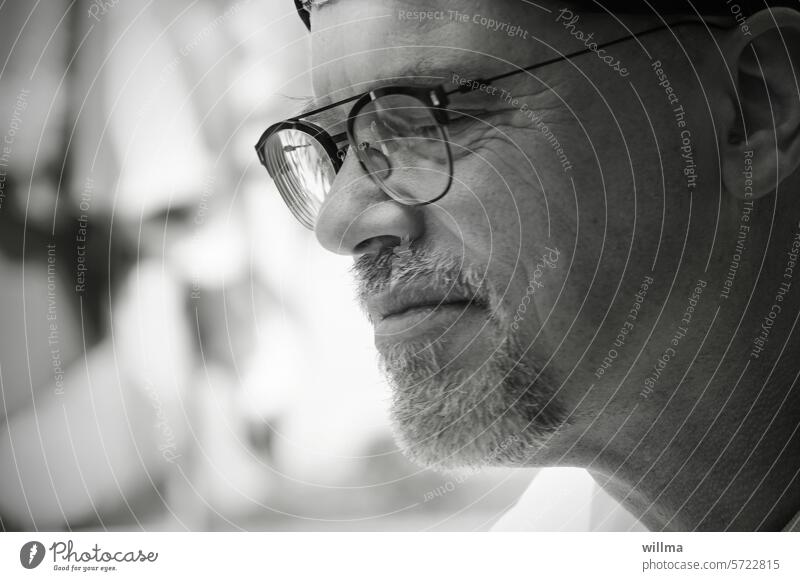 pause Man Meditative tranquillity Stop short reflection introspect Eyeglasses visually impaired Facial hair rest instant self-discovery Human being portrait
