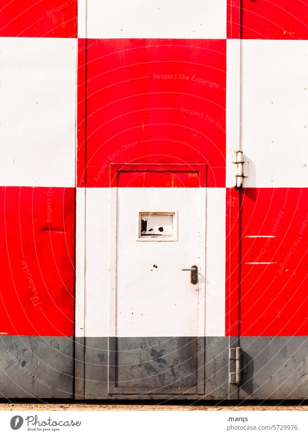 Camouflaged door Pattern Red White diamonds Metal Entrance Way out Emergency exit Wall (building) Symmetry Portal Square Checkered Closed