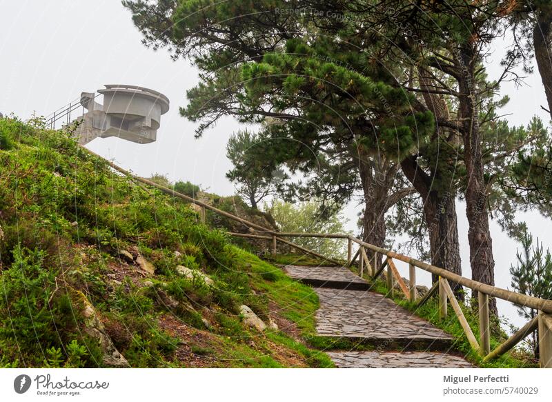 Mirador de Fito, viewpoint hanging several meters above the ground with 360-degree views of the peaks of Europe and the Asturian coast, Asturias. fito asturias