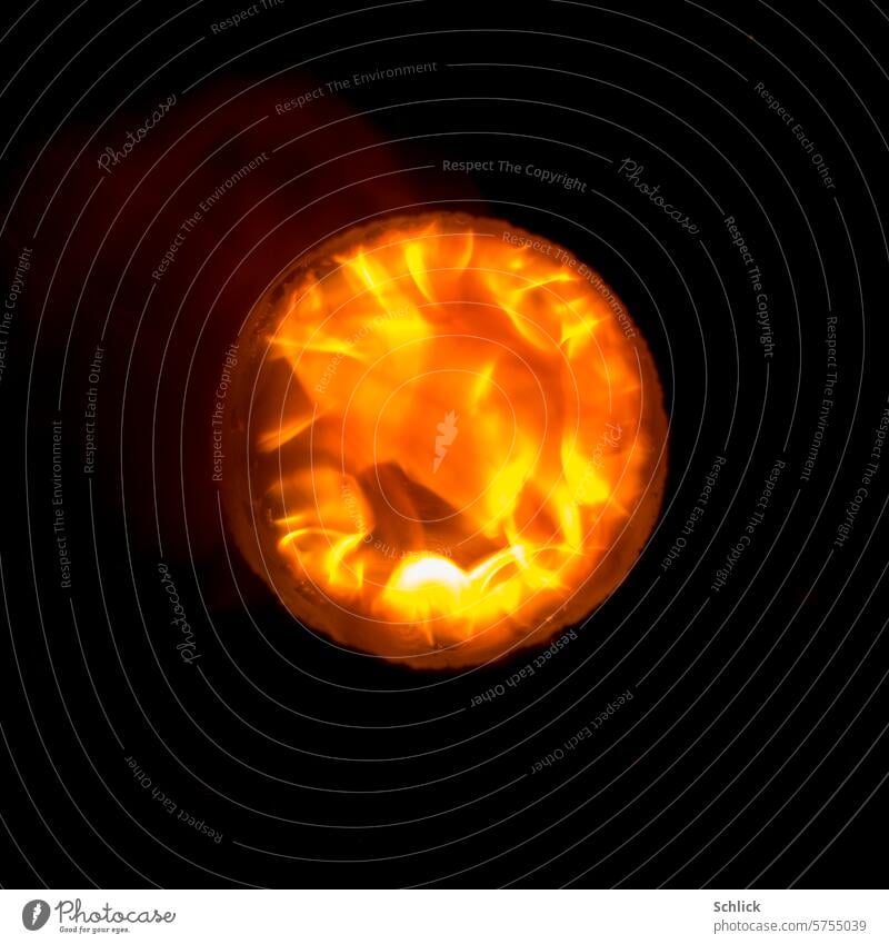 fireball Fire Sphere blaze black background Round Flame ardor Hot Orange Burn Warmth Ball Slice Illuminate Yellow Tin Torch plan