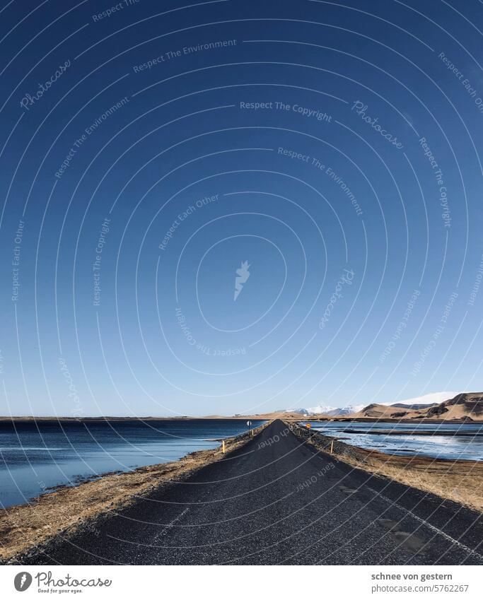 Speed limit please! Street Track car off Ocean Blue Iceland mountain Glacier Environment tempo tempolimit wide Perspective Freedom Asphalt Far-off places