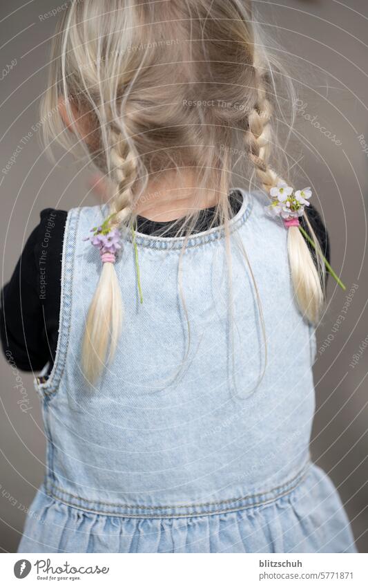 Girl with flowers in her braids Haarzopf Hair decoration Infancy Summer Nature Child Flower Happiness hairstyle Toddler Cute Playing fun Lifestyle