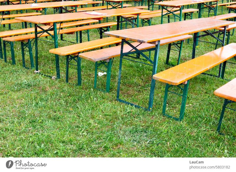 the rest of the fixed benches tables Seating arrangements Firm Barbecue Event Eating Drinking celebrations Oktoberfest May Day celebrations Party