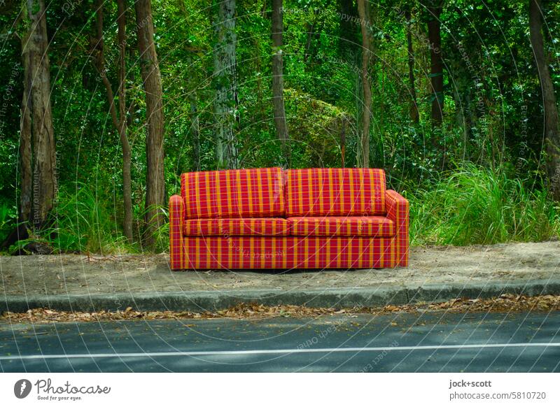 Sofa parked on the roadside Style Design Nature Roadside Bulk rubbish Seating Waste management Environment throwaway society Furniture Tropical Bushes Australia