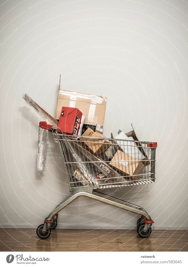 red pack Shopping Luxury Trade Dirty Red Sustainability Environment Environmental pollution Transience Shopping Trolley Colour photo Subdued colour