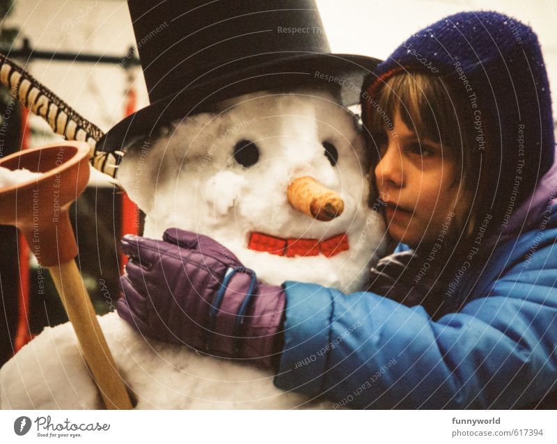 snowman love Child Girl Infancy 8 - 13 years Ice Frost Snow Touch To hold on Looking Dream Sadness Embrace Together Cold Cute Retro To console Relationship