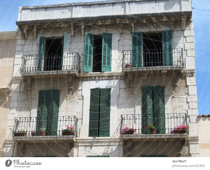 old small holiday house House (Residential Structure) Vacation & Travel Redecorate Green White Spain Balcony Majorca Old Stone Shadow percussion shutters