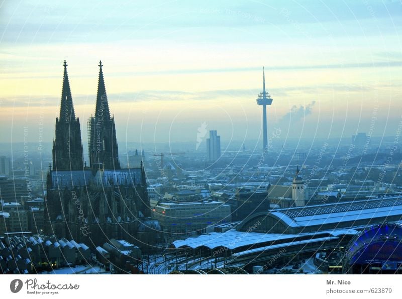Alaaf you Environment Sky Horizon Winter Climate Town High-rise Dome Train station Homesickness Cologne Cathedral Colonius - television tower Downtown Skyline
