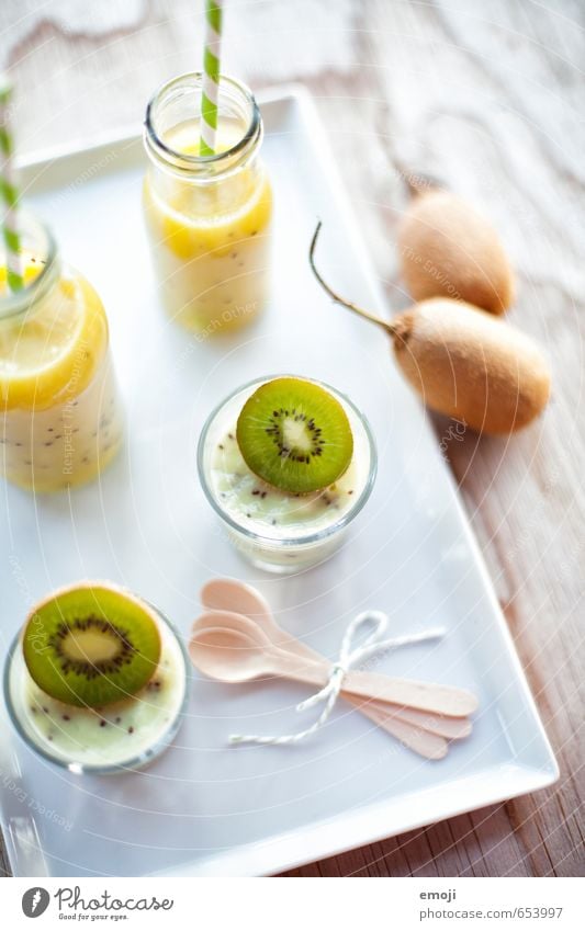 spring Fruit Dessert Ice cream Candy Nutrition Beverage Cold drink Juice Fresh Healthy Delicious Sweet Green Kiwifruit Colour photo Interior shot Close-up