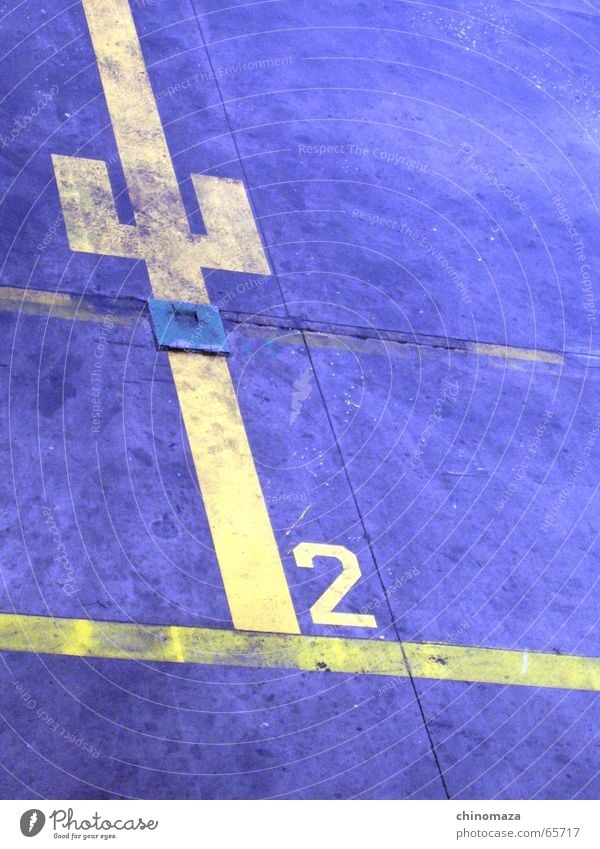 Aircraf Position Yellow Dance floor number line blue two dry big