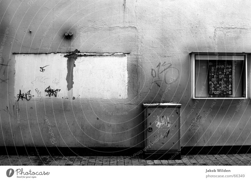 o.t. Wall (building) Agitated Loneliness Gray Dark Gloomy Old Death digital outdoor shot Rough