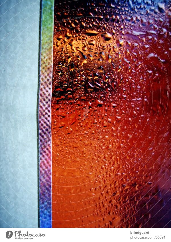 Another round Iced tea Cold Spritzer Drops of water Refreshment Refrigeration Physics Perspire Humidity Ice cube Beverage Banderole Prismatic colors Rainbow Red