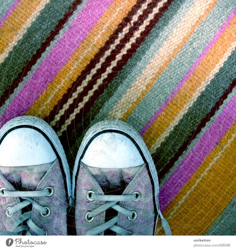 Standing still Footwear Carpet Stripe Pink Gray Shoelace Flat (apartment) Tidy up Orange arrived Arrangement