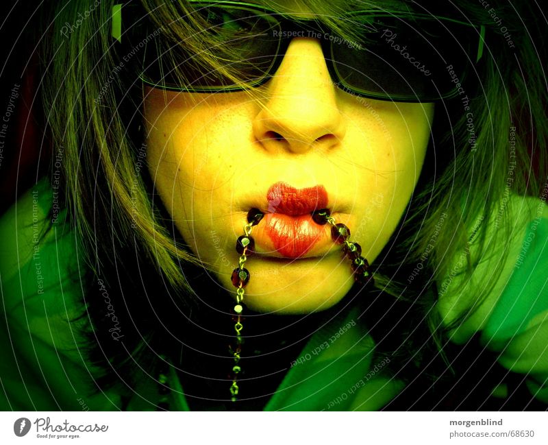 <3 Green Yellow Woman Sunglasses Summer Lips Style Moody Portrait photograph Chain Heart heart-shaped chinese lips Snapshot Fashion