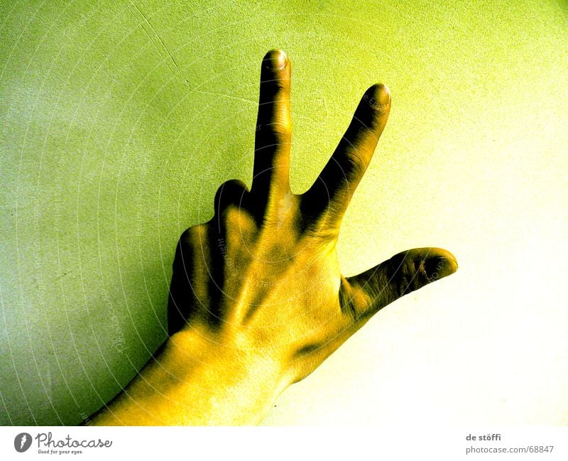 21 000 000 Fingers Hand 3 5 Irradiated Green Yellowness Fingernail Progress Radioactivity Contrast hand bone