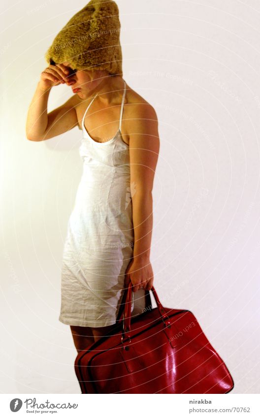 Mrs. Müller buys a 2 Bag Red Woman Completed Shopping White Curved Heavy
