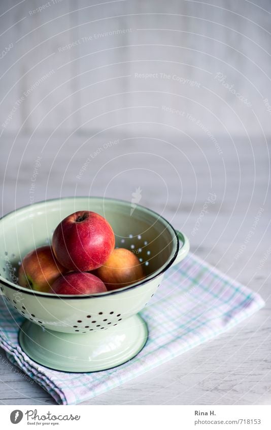 apples Fruit Apple Nutrition Vegetarian diet Fresh Healthy Bright Delicious Sieve Towel Napkin drip sieve Vitamin Colour photo Deserted Copy Space right
