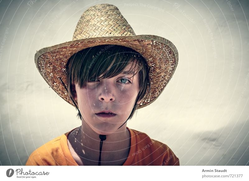Portrait with straw hat Lifestyle Vacation & Travel Tourism Summer vacation Human being Masculine Youth (Young adults) 1 8 - 13 years Child Infancy Hat Brunette