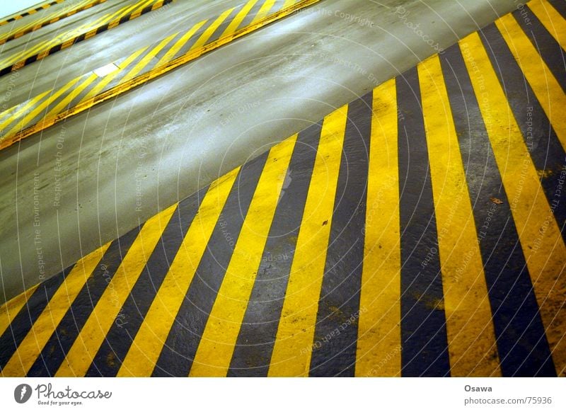 tigerente Underground garage Traffic lane Parking Yellow Black Striped Respect