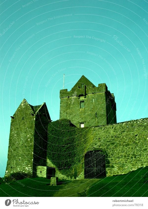 when the lord of the castle rings 3 times _ 2 Killarney Burren Monument Europe Fortress Sky Clouds Art Sightseeing Old Wall (barrier) Stone wall Hide Stay