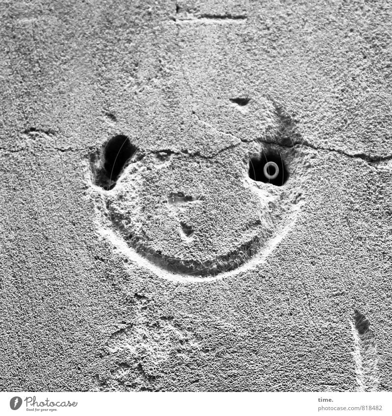 Old Town Goblin Face Eyes Wall (barrier) Wall (building) Scratch mark Stone Line Hollow Rawplug Laughter Historic Broken Joy Happiness Joie de vivre (Vitality)