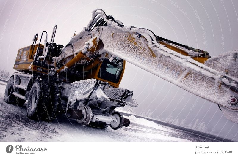 excavator03 Excavator Shovel Mechanical shovel Machinery Construction machinery Road construction Cold Extreme Colossus Stationary Snowstorm Motionless Hard