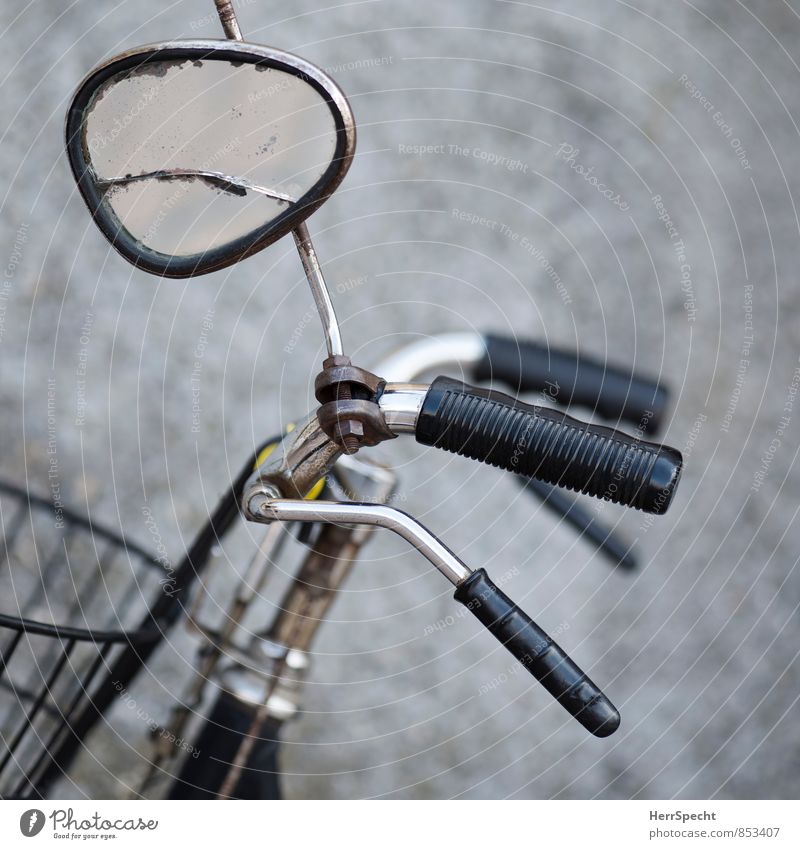 side mirror Bicycle Mirror Glass Metal Old Broken Gray Black Cycling Brakes Bicycle handlebars Rear view mirror Distorted Crack & Rip & Tear Rust Colour photo